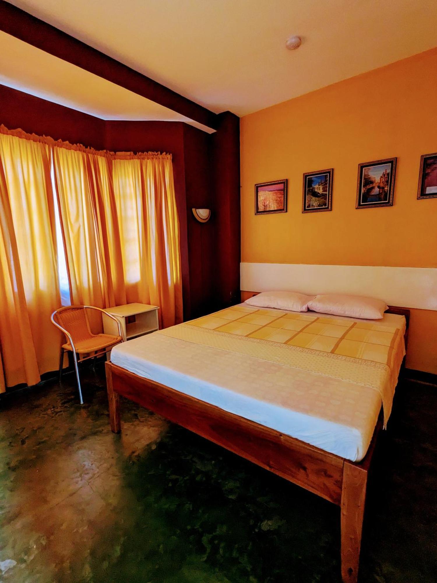 Citadel Alona Inn Panglao Exterior foto